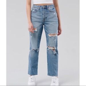 Hollister Ultra High Rise Vintage Straight Light Distressed Wash